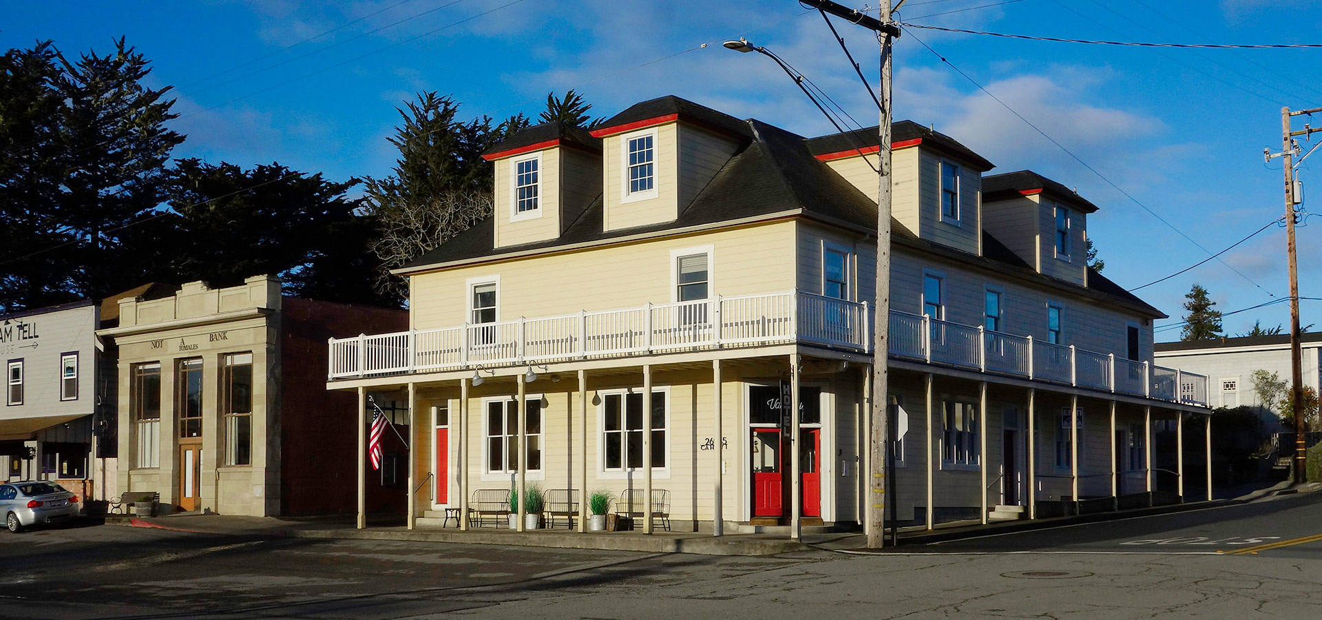 Tomales Hotel Exterior
