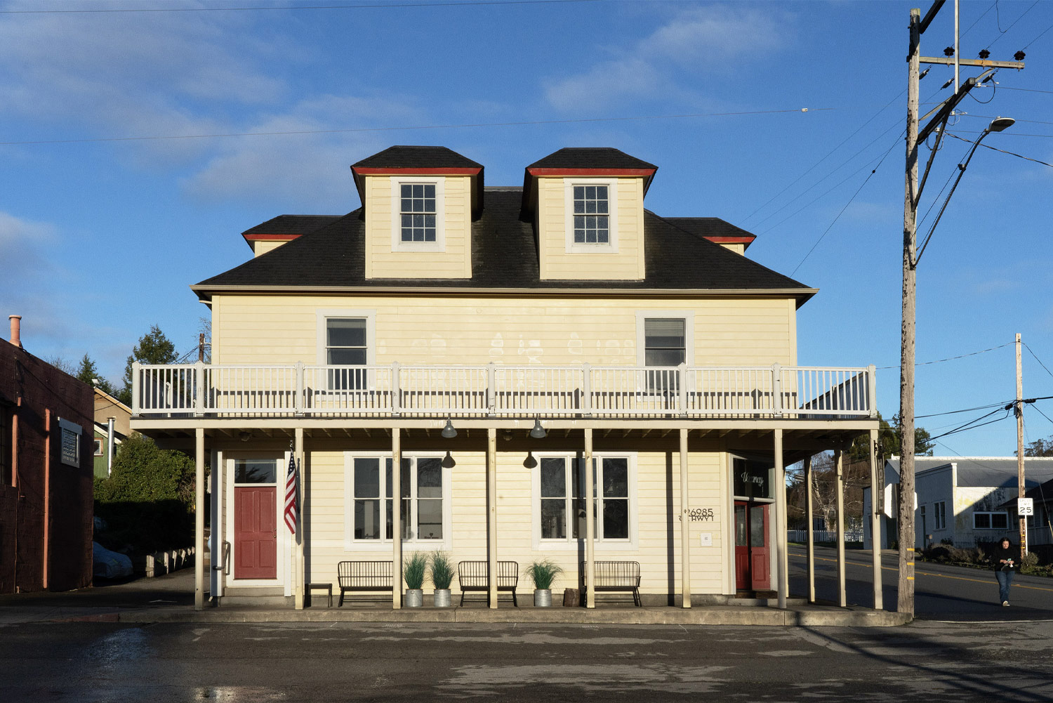 Exterior of Tomales Hotel