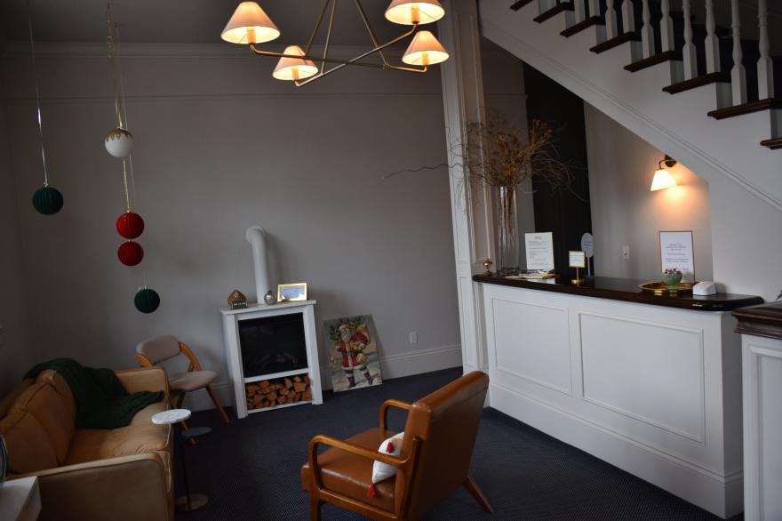 Tomales Hotel Interior Atmosphere